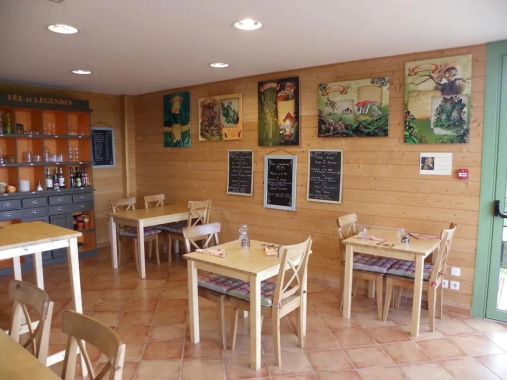Guest house Les Roulottes Des Korrigans Hotel Brasparts France