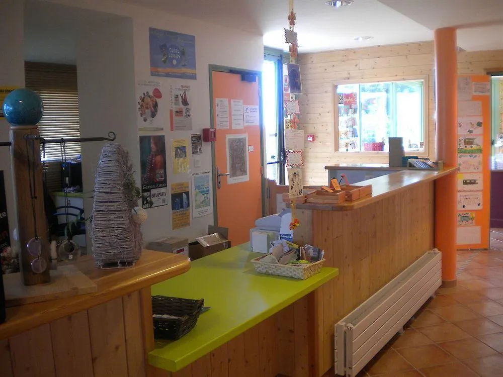 Les Roulottes Des Korrigans Hotel Brasparts
