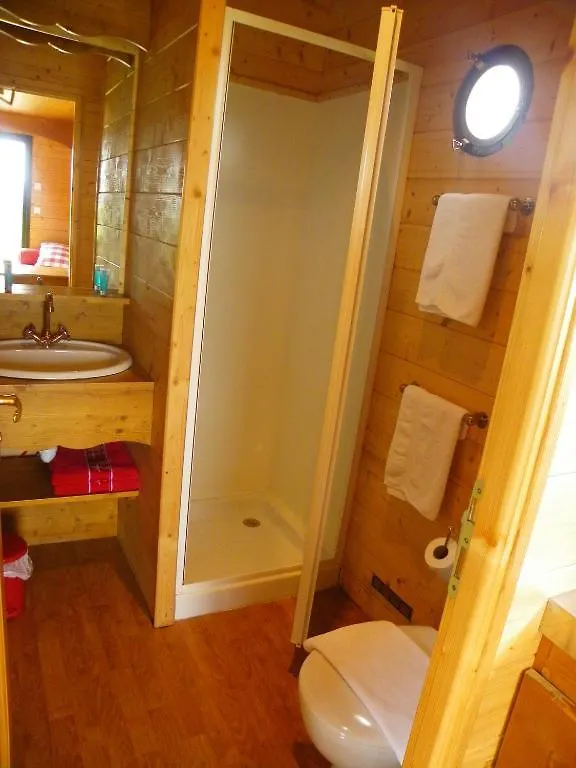 Les Roulottes Des Korrigans Hotel Brasparts 0*,  France